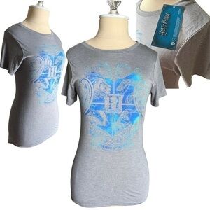 NWT Harry Potter Hogwarts Gradient Blue Crest Graphic High-Low Tee Size Small